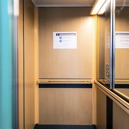 Schuss - Location: De 35 M2 Avec Grand Balcon Sud Ouest Mae-9894 アパート *