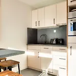 Schuss - Location: De 35 M2 Avec Grand Balcon Sud Ouest Mae-9894 شقة فال تورُن