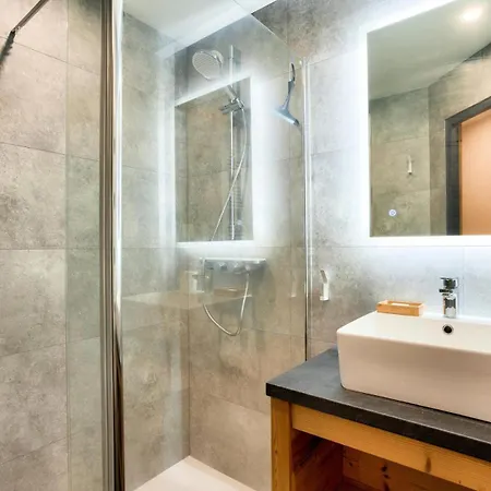 Schuss - Location: De 35 M2 Avec Grand Balcon Sud Ouest Mae-9894 발토랑스